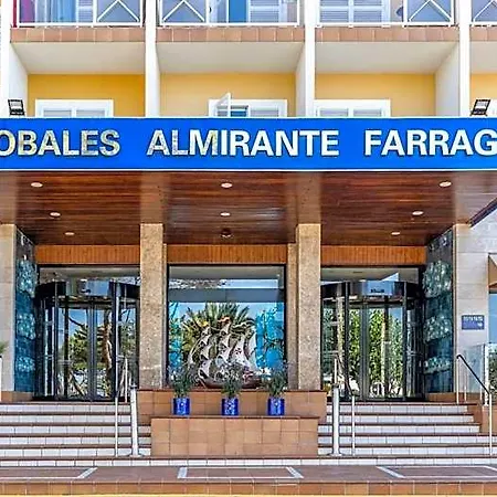 Globales Almirante Farragut 호텔 시우타데야