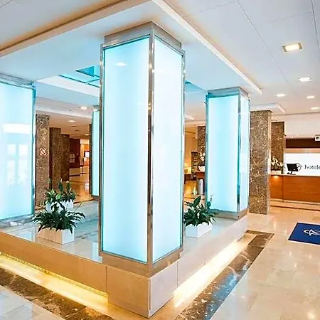 Globales Almirante Farragut 4* 시우타데야